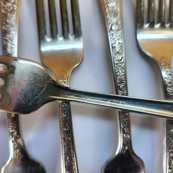 Wallace Brothers Forks Overlaid Pattern Silverplate Set of 6 Dinner Forks - Picture 6 of 9